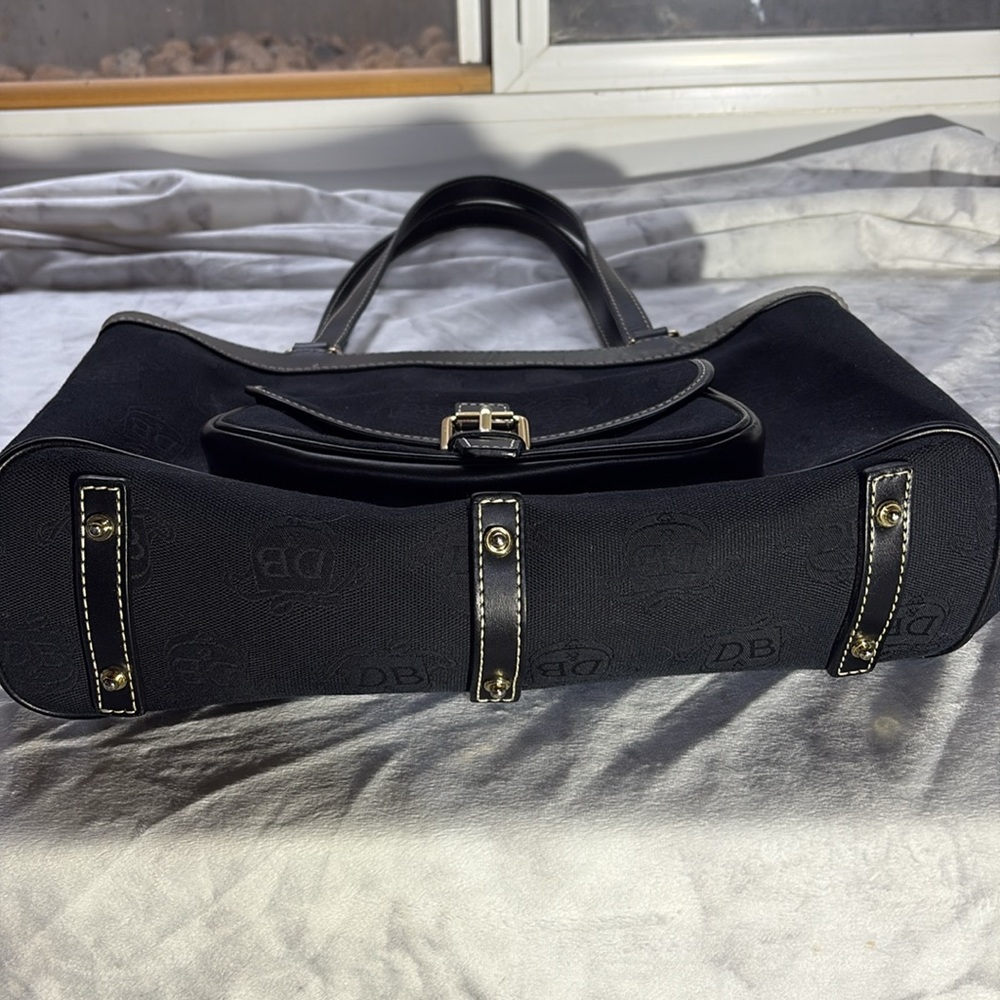 Dooney & Bourke Tote Bag - Picture 3 of 12